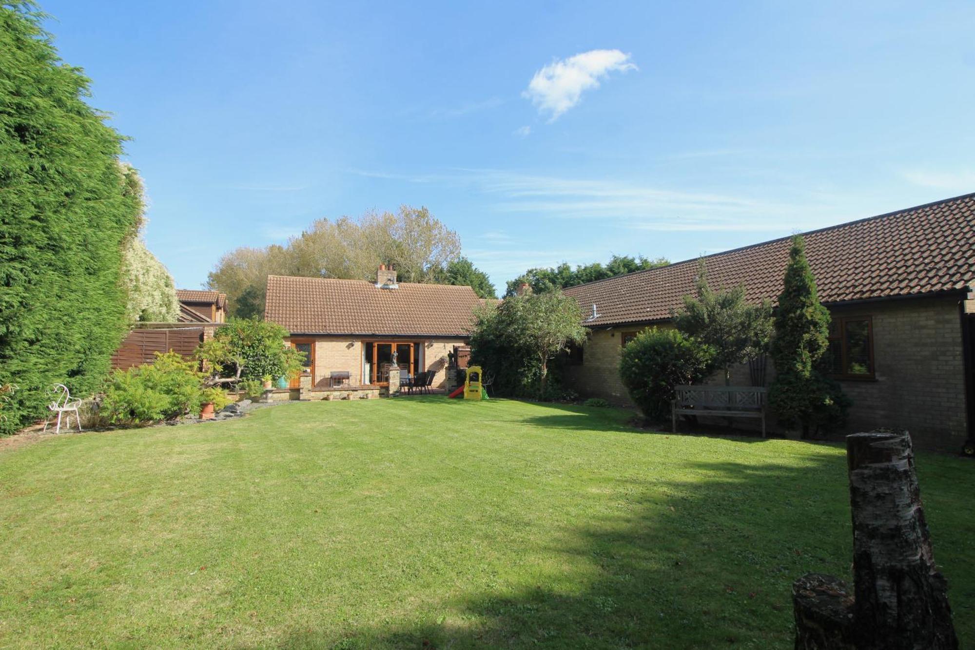 Highfields Holidays Bed & Breakfast Peterborough Exterior foto